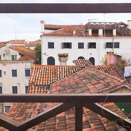 Melusina Roof Terrace Center Velence